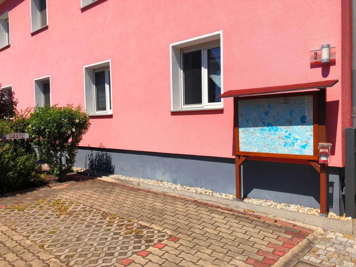 Fewo Gaesteunterkunft Drathschmidt Senftenberg Dış mekan fotoğraf